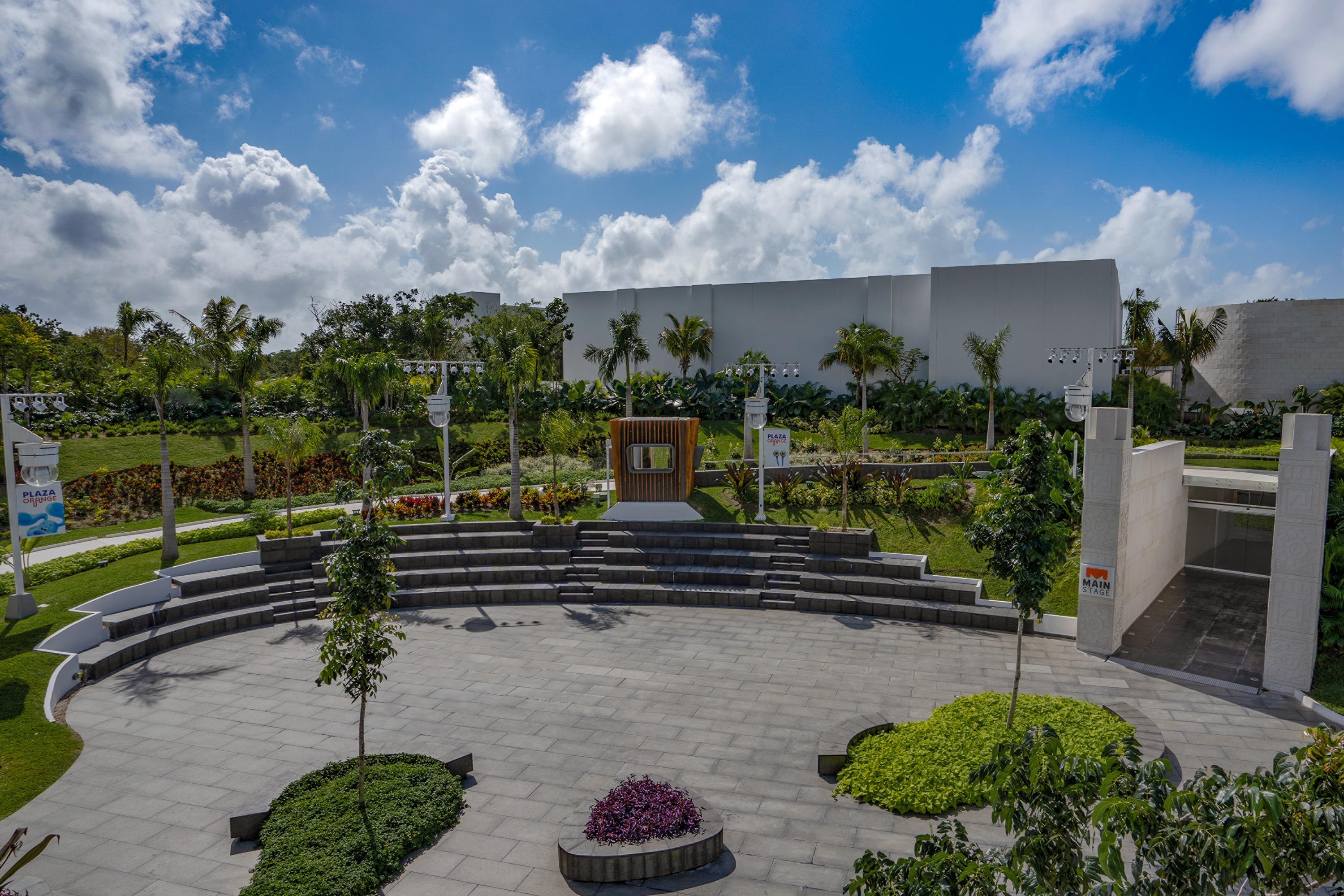 Nickelodeon Hoteles And Resorts Riviera Maya By Karisma Пуерто Морелос Екстериор снимка
